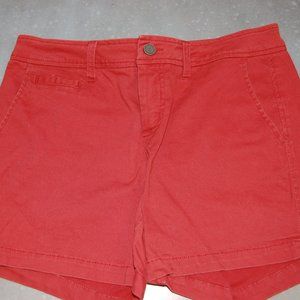 Market & Spruce size small rust orange shorts.